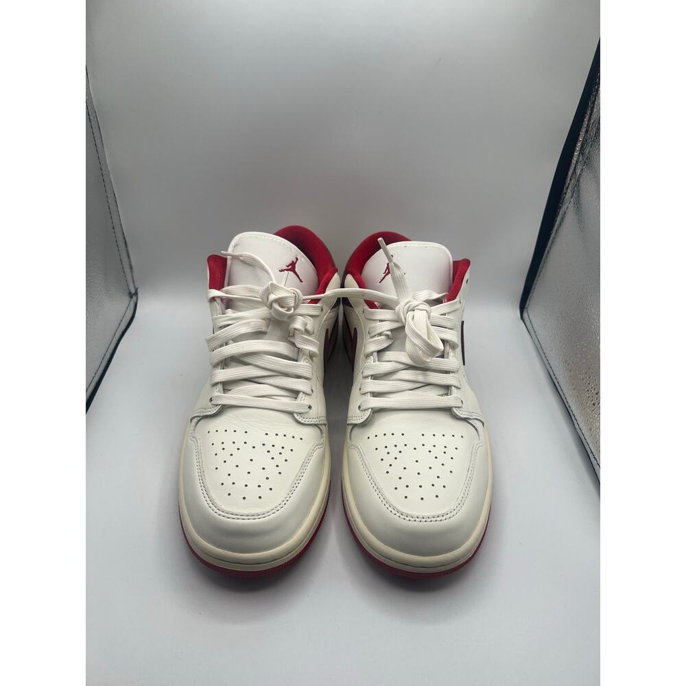 Wmns Air Jordan 1 Low “Ruby” size 7 W - Picture 2 of 7